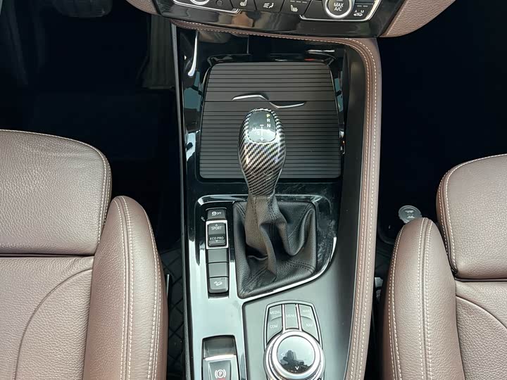 BMW X1 2018 x Drive 20 Li — фото 29