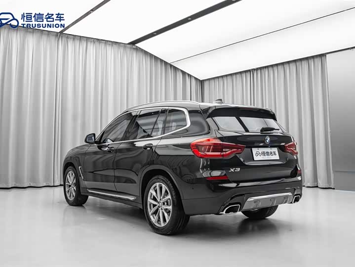 BMW X3 2018 x Drive 25i VI — фото 7
