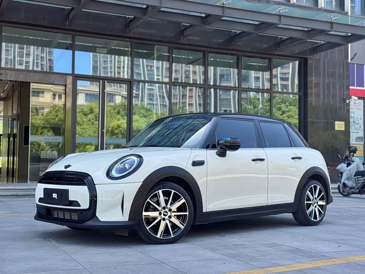 MINI Hatch — фото 1