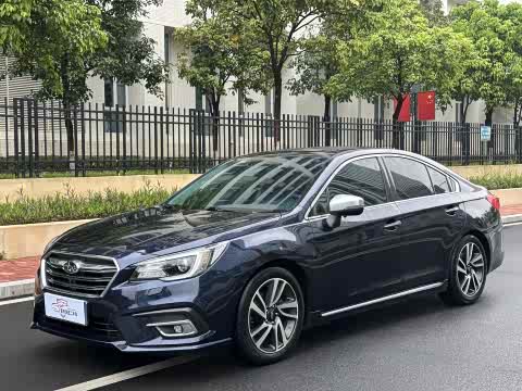 Subaru Legacy — фото 16