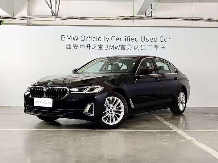 BMW 5-Series 2022 525 Li — фото 1
