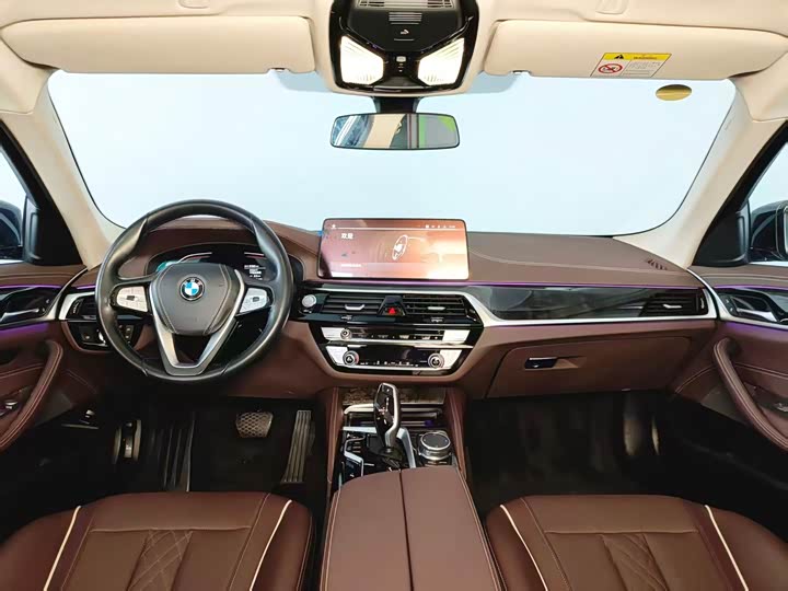 BMW 5-Series 2022 525 Li — фото 14