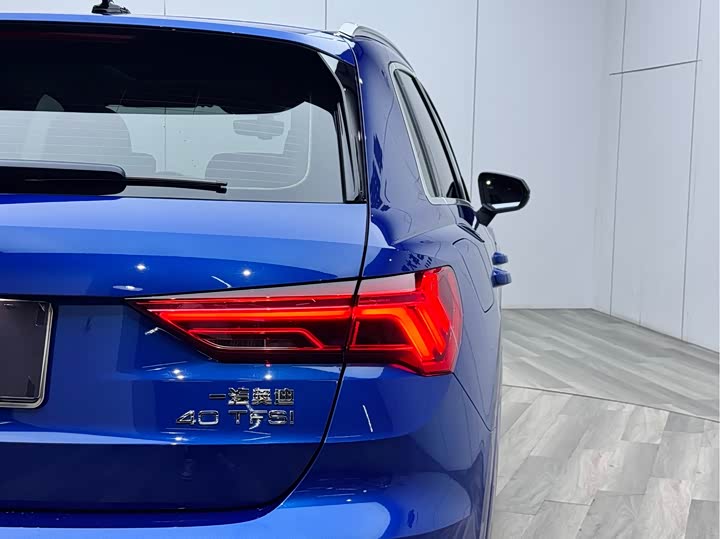 Audi Q3 2019 40 TFSI — фото 30