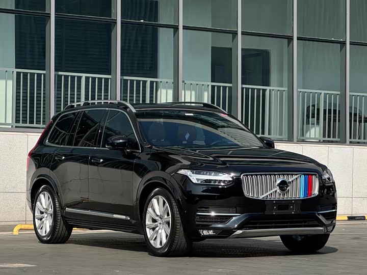 Volvo XC90 2018 T 6 7 — фото 3