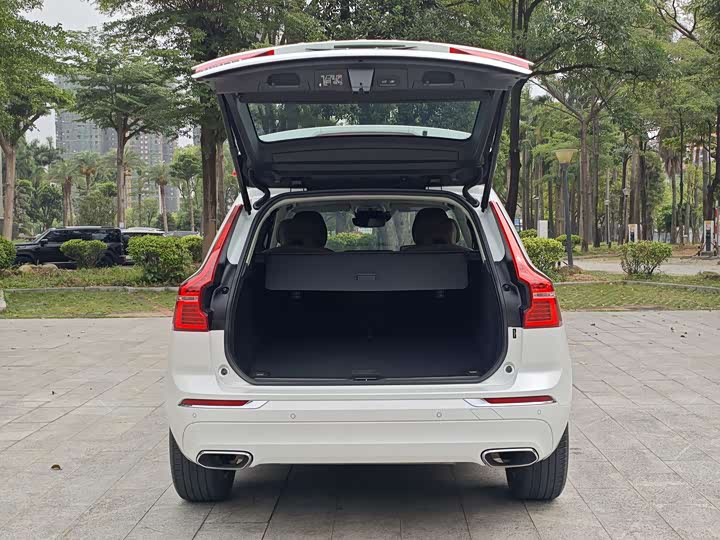 Volvo XC60 2020 T 5 4 WD — фото 23
