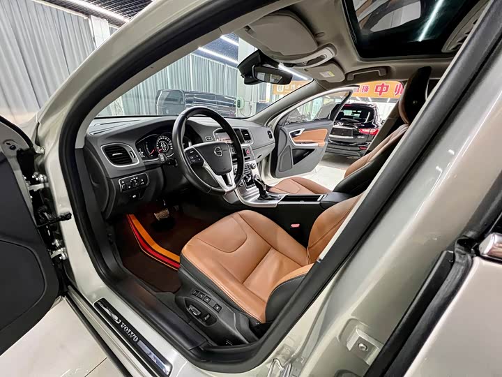 Volvo S60 2019 S 60 L T 3 — фото 9