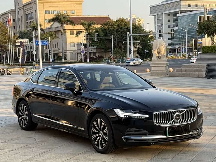 Volvo S90 Hybrid 2022 T 8 E Hybrid — фото 3