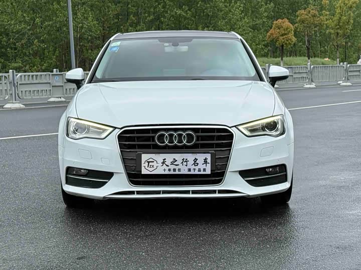 Audi A3 2016 Sportback 35 TFSI — фото 2