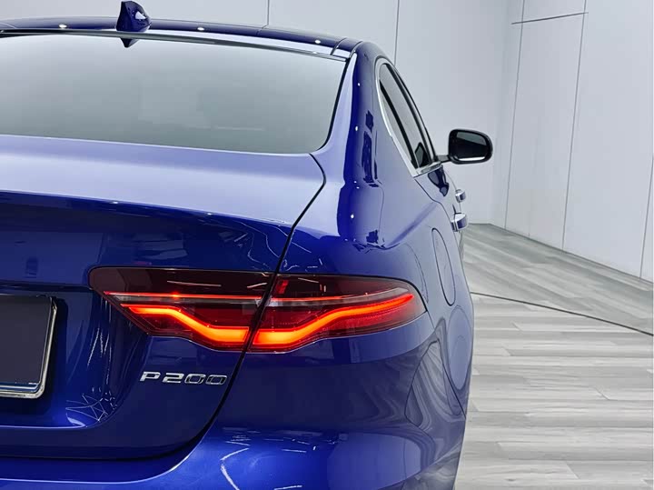 Jaguar XEL 2020 2.0 T 200 PS R-DYNAMIC — фото 25