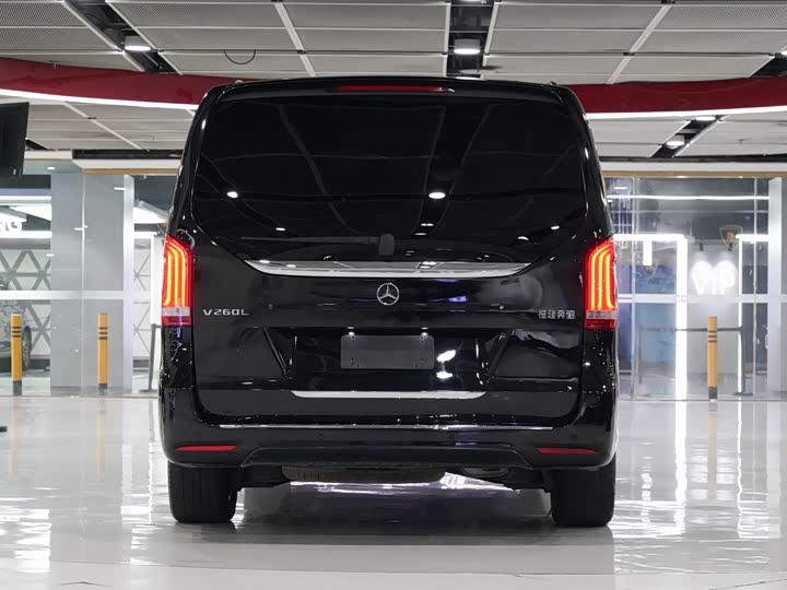 Mercedes-Benz V-Class 2021 V 260 L — фото 8