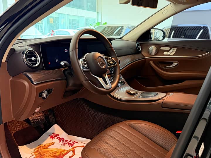 Mercedes-Benz E-Class 2020 E 300 L — фото 4