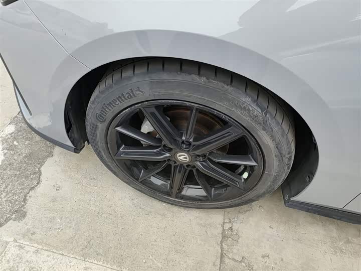 Changan UNI-V 2022 1.5 T Premium — фото 25