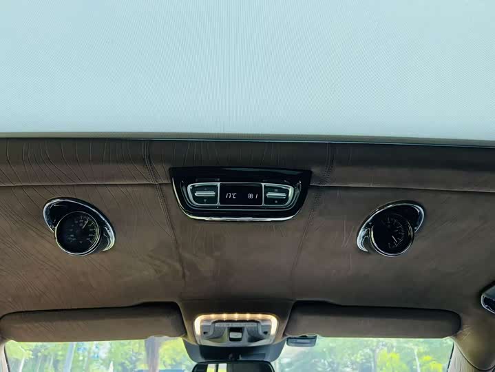 Mercedes-Benz V-Class 2018 V 260 L VI — фото 20