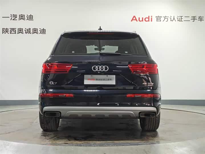 Audi Q7 2019 45 TFSI Comfort — фото 5