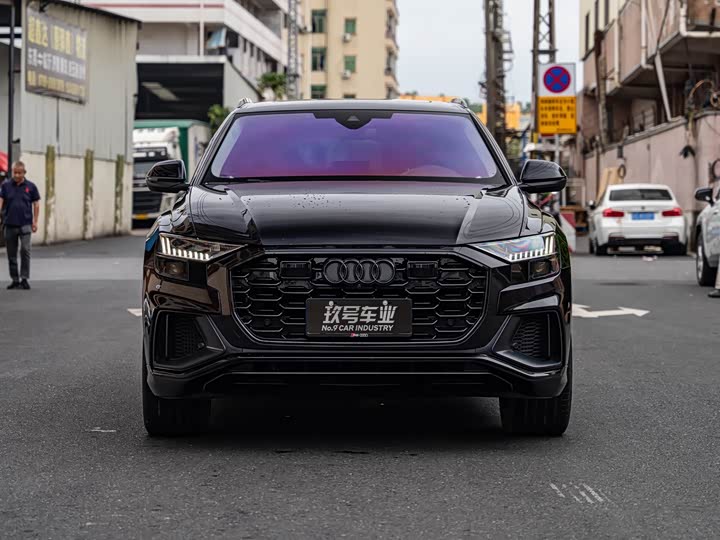 Audi Q8 2021 55 TFSI — фото 2