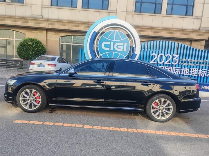 Audi A6L 45 TFSI quattro спорт — фото 7