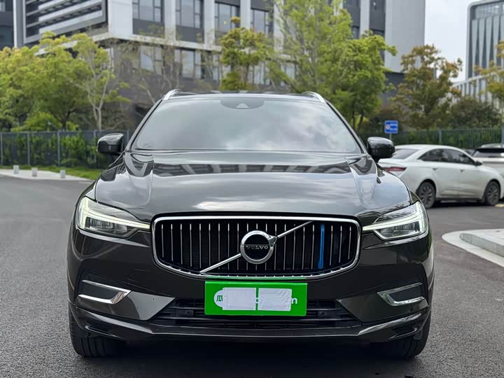 Volvo XC60 2021 T 5 4 WD — фото 2