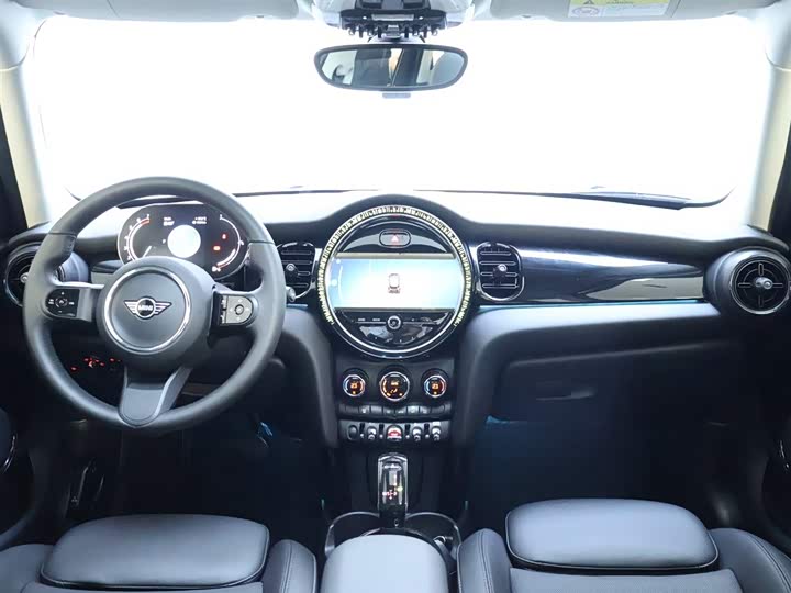 MINI Hatch — фото 13
