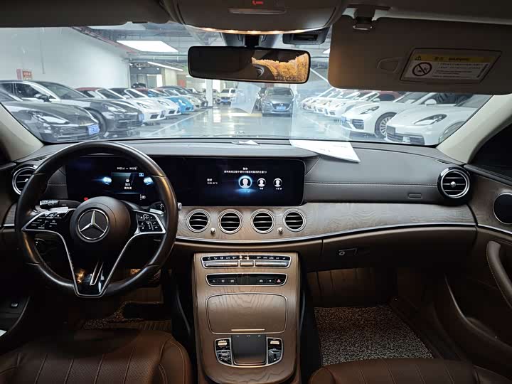 Mercedes-Benz E-Class E 300 L стиль — фото 8
