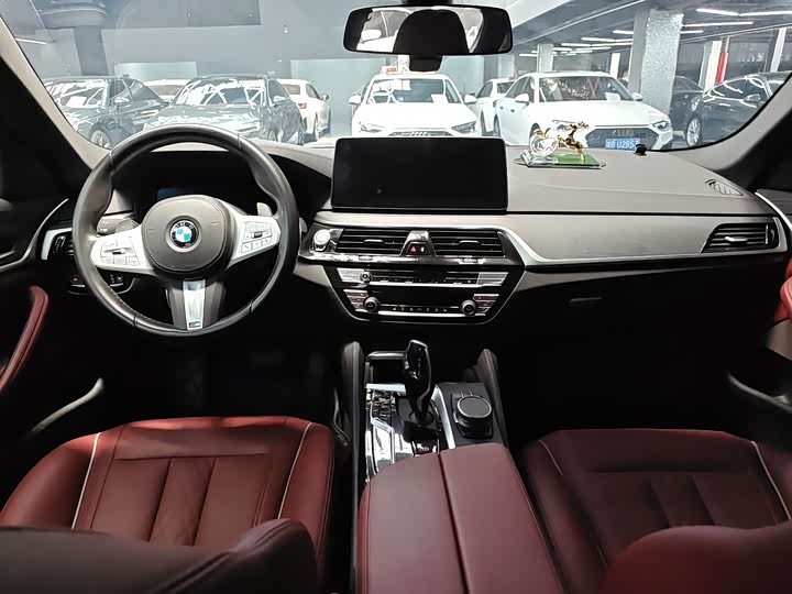 BMW 5 Series — фото 8