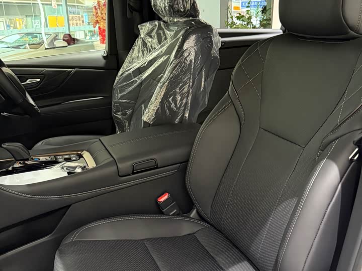 Toyota Vellfire — фото 6