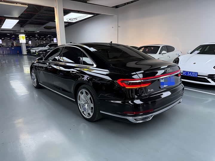 Audi A8 2019 Plus A 8 L 50 TFSI quattro Comfort — фото 22