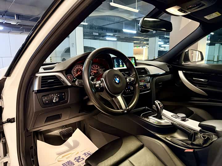 BMW 3-Series 2017 330i MSport — фото 10