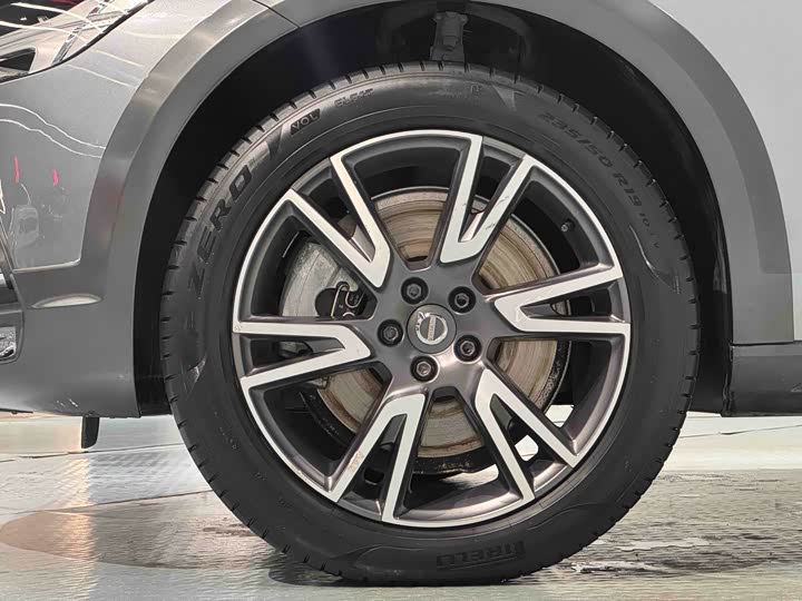 Volvo V90 2020 Cross Country T 5 AWD — фото 18