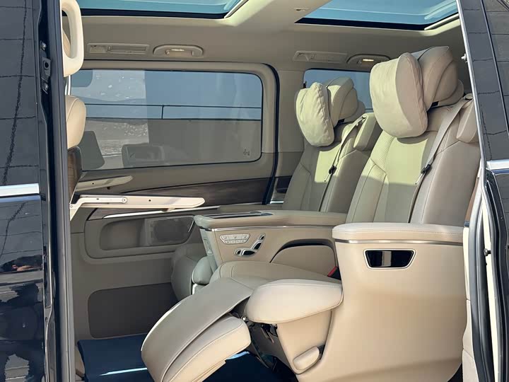 Mercedes-Benz V-Class 2021 V 260 — фото 5