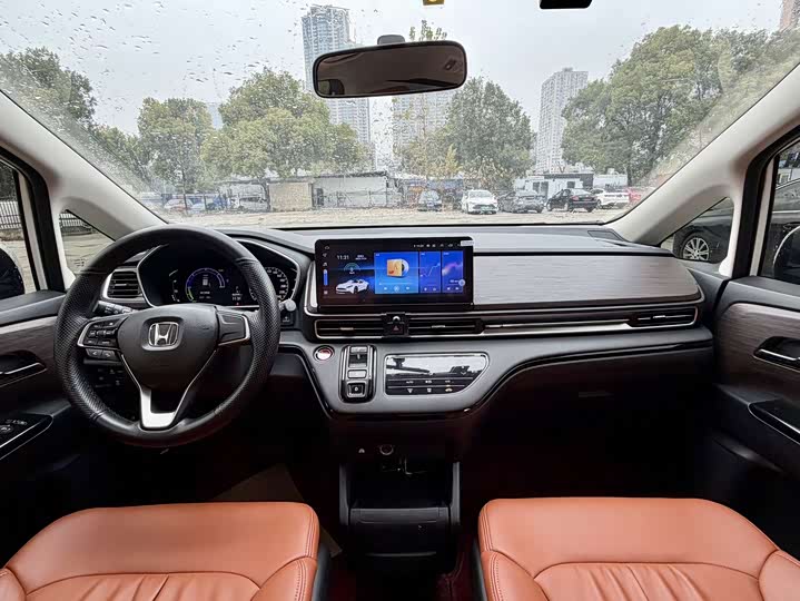 Honda Odyssey — фото 17