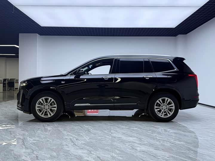 Cadillac XT6 2021 28 T 4 WD — фото 7