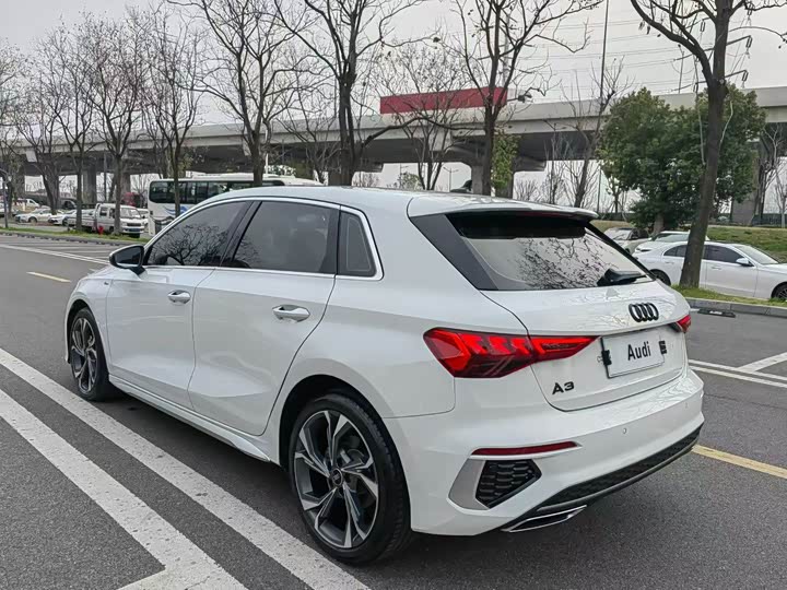 Audi A3 2022 Sportback 35 TFSI Sport — фото 7