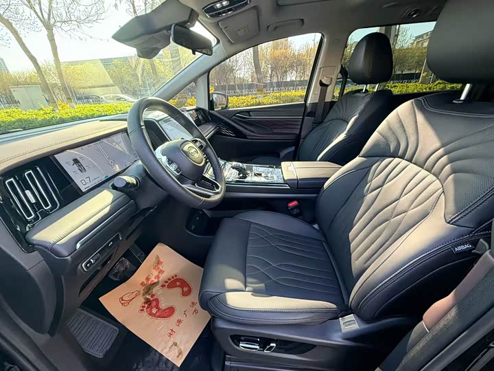 Trumpchi M8 2024 400 T — фото 6
