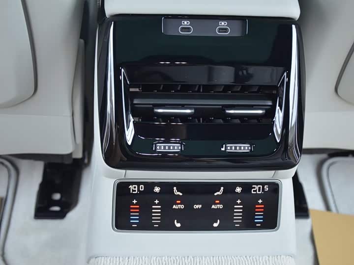 Audi A6L 2.0T quattro премиум — фото 11