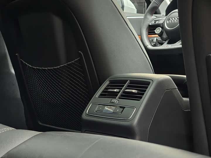 Audi A4L 2020 40 TFSI quattro — фото 13