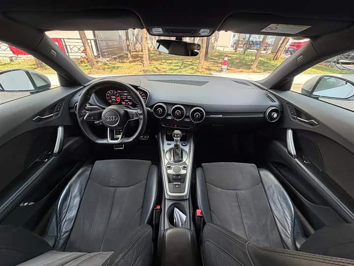 Audi TT 2017 TT Coupe 45 TFSI — фото 21
