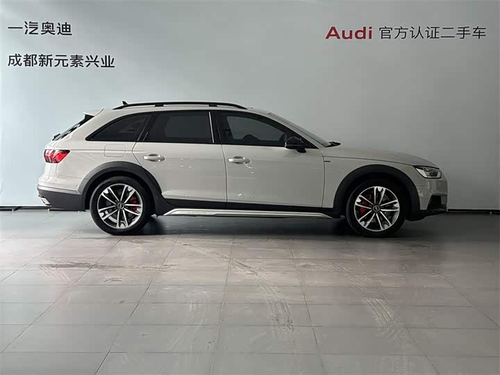 Audi A4 2022 allroad quattro — фото 3