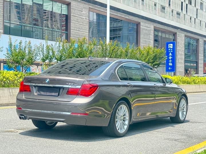 BMW 7 Series 730Li — фото 4
