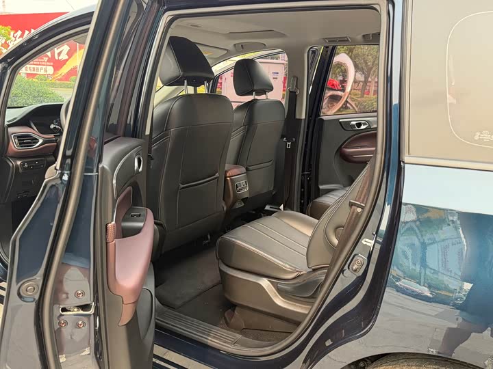 Trumpchi M6 2023 PRO 270 T DCT — фото 12