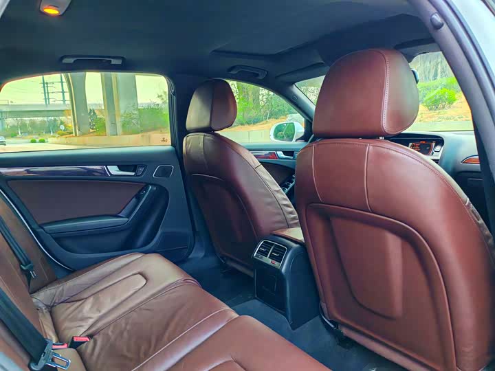 Audi A4L 2015 35 TFSI ATComfort — фото 16