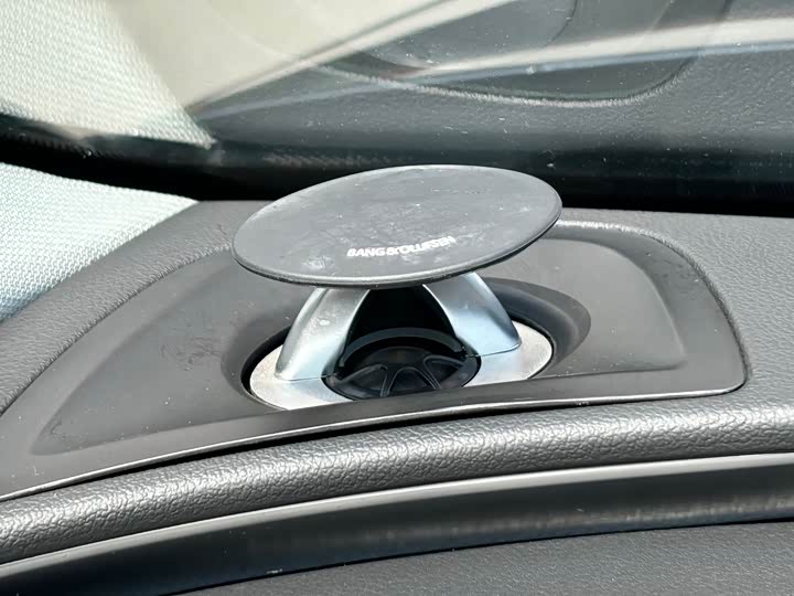 Audi A6L 45 TFSI quattro спорт — фото 12