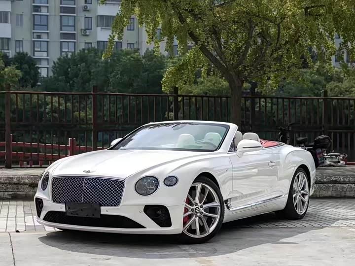 Bentley Continental GT — фото 1
