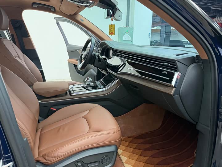 Audi Q7 2020 45 TFSI quattro S line — фото 17