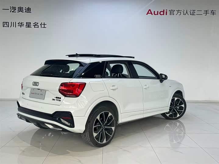 Audi Q2L 2024 35 TFSI — фото 4