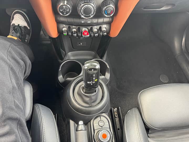 MINI Hatch — фото 13