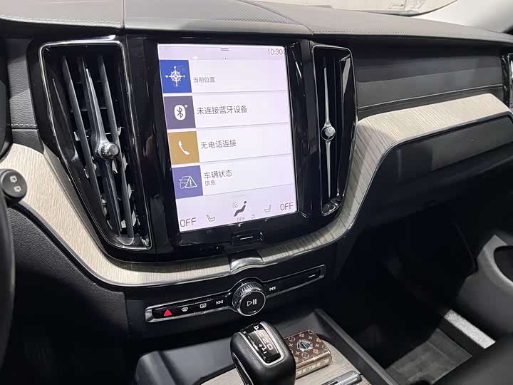 Volvo XC60 2020 T 5 4 WD — фото 8