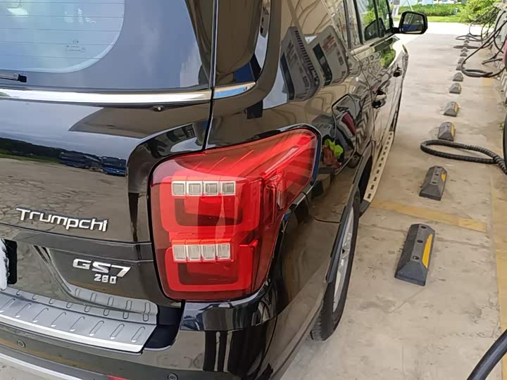 Trumpchi GS7 2017 280 T 2 WDLuxury — фото 8