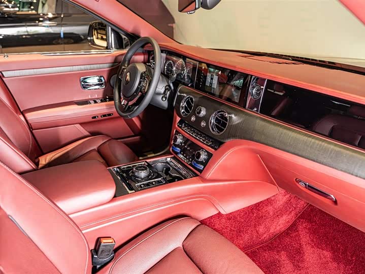 Rolls-Royce Ghost — фото 9