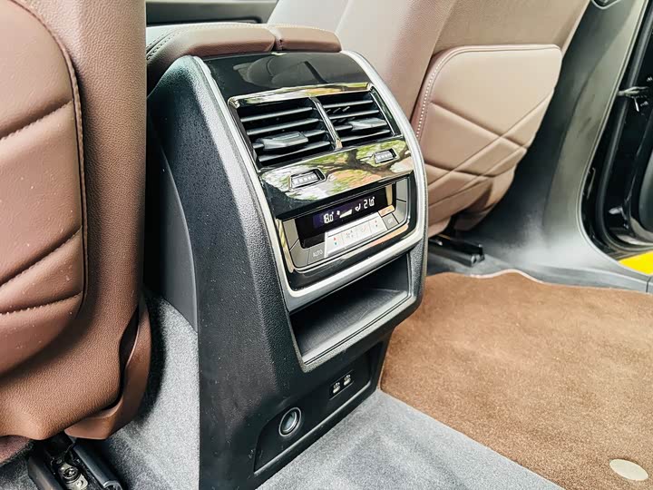 BMW X5 2022 x Drive 40 Li M — фото 17