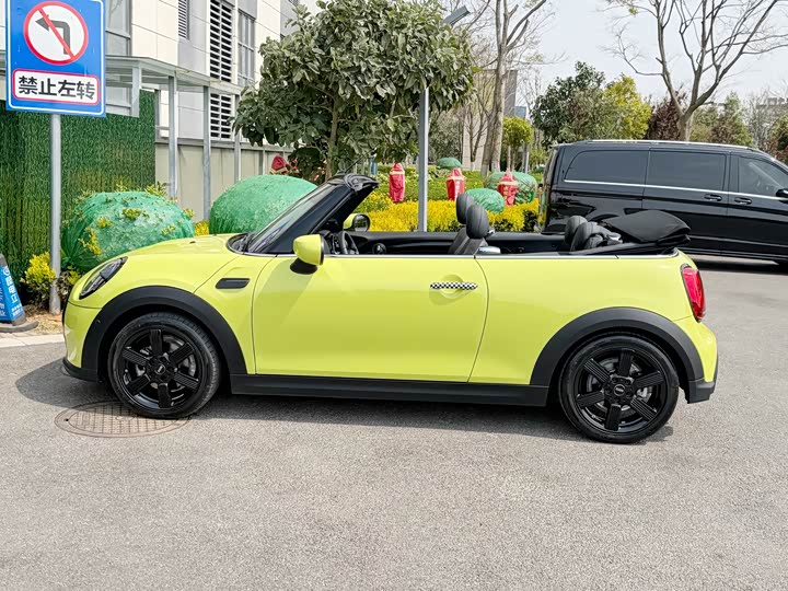 MINI Cabrio — фото 4